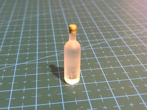 Бутылка винная - прозрачная